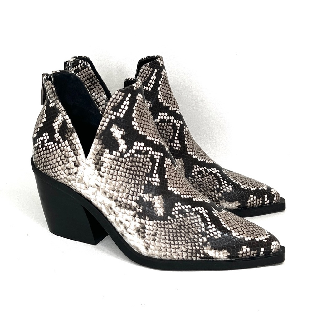 Vince Camuto Bibestie Bootie, Python Snake Print Leather, Size 7.5